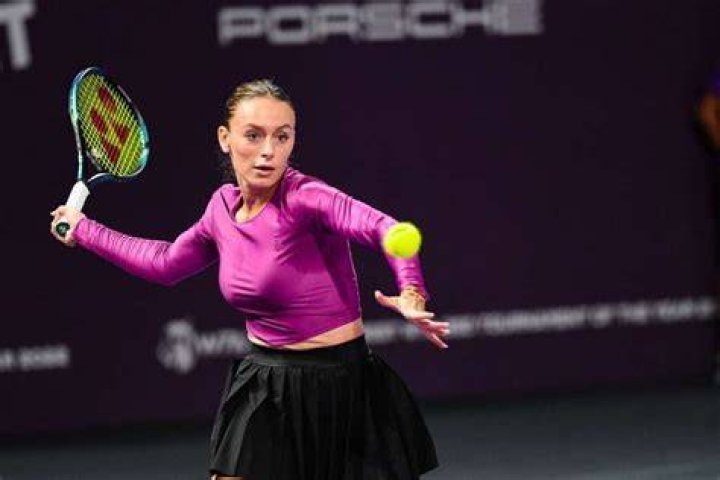 Ana Bogdan husband: Is Ana Bogdan married to Simone Tempestini? 1 Ana Bogdan 1
