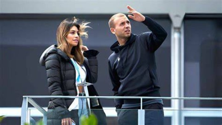 Is Dan Evans married to Aleah Evans?