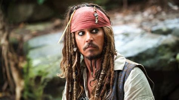 Are Johnny Depp and Joaquin Phoenix friends? 1 Johnny Depp