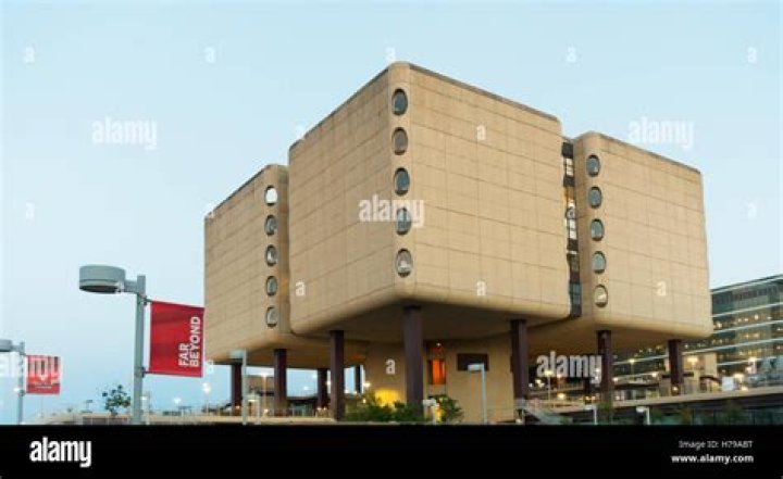 Stony Brook University Health Sciences Center School of Medicine