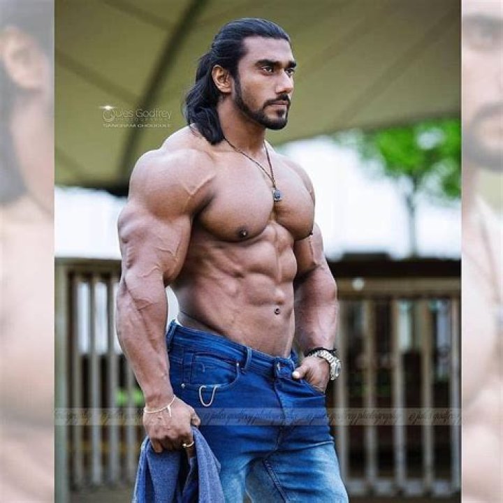 Unaisa Subair Height, Weight, Net Worth, Age, Birthday, Wikipedia, Who, Instagram, Biography