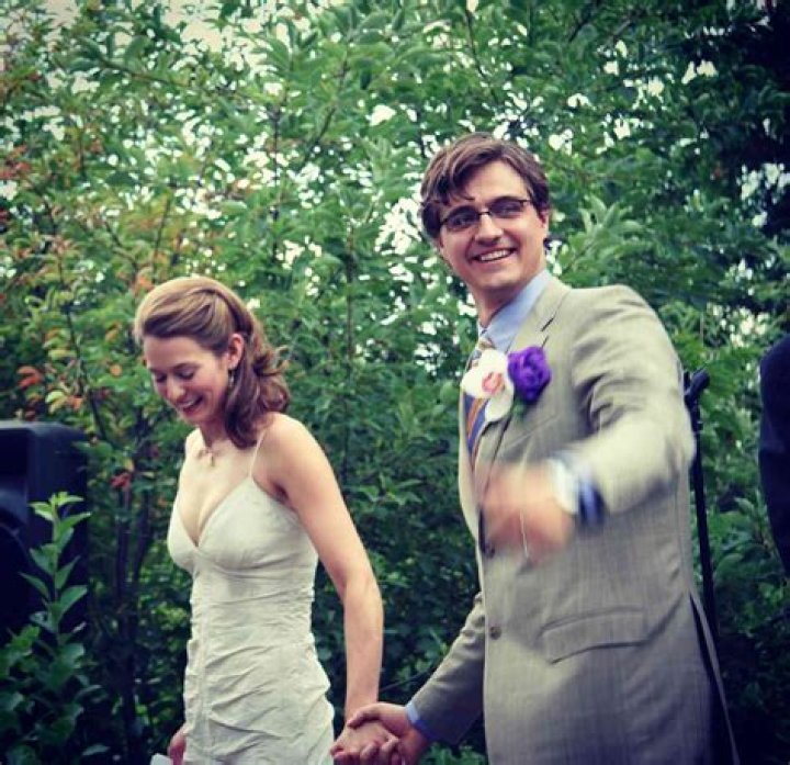 
Who is Chris Hayes Wife? 